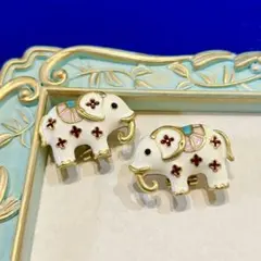 ヴィンテージ デザイン　アクセサリー　ピアス　イヤリング象　動物　レトロ