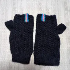 黒の指なし手袋