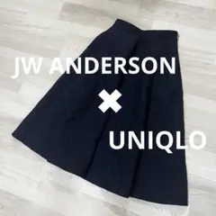 JW ANDERSON × UNIQLO ネイビーフレアスカートのサムネイル