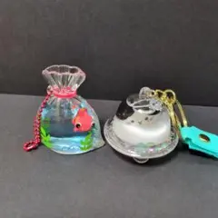 オイルチャーム　金魚＆猫のUFO型キーホルダー 2点セットのサムネイル
