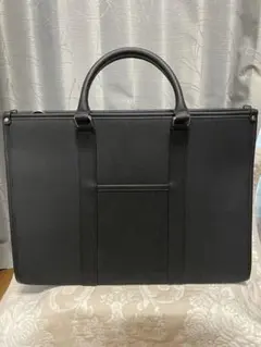 【美品】黒のナイロンビジネスバッグ/就活バッグ/A4対応/ショルダーベルト付き