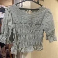 本日限定お値下げ❣️emsグリーン フリル付きブラウス