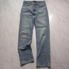 ユニクロ　スリムストレートハイライズジーンズ　ウエスト68.5cm レディース