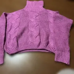 パープル ケーブルニット タートルネックセーター