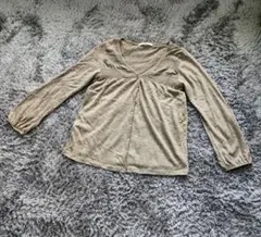 オリーブグリーン Vネックカーディガン　L