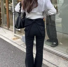 バックリボンデニムフレアパンツ ブラック 黒 NICE CLAUPのサムネイル