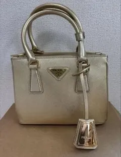 「新品」PRADA プラダ　SAFFIANO LUXガレリアミニ