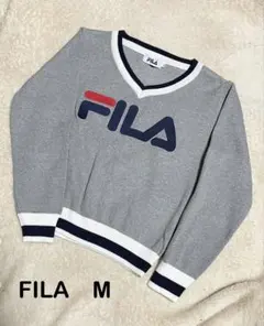 【美品】FILA フィラ ロゴVネックニットセーター