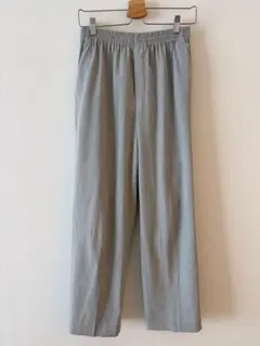 UNIQLO グレー ワイドストレートパンツ　M