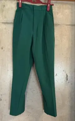 グリーン タペード スラックス　Mサイズ GU