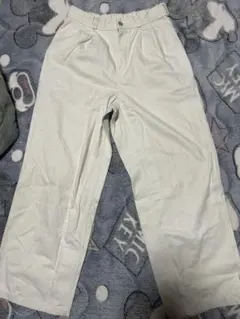 GU スーパーバギーデニムスラックス／Sサイズ／ホワイト／完売品