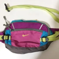 NIKE ボディバッグ　マルチカラー