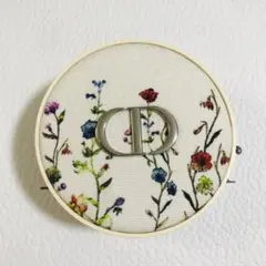 Dior ディオールスキン フォーエヴァー クッションパウダー　ミレフィオリ