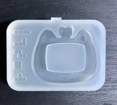 シリコンモールド　ゲーム機型　猫型