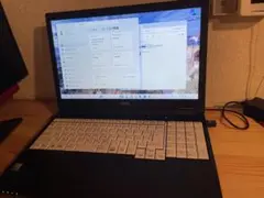 美品 富士通 LIFEBOOK A579/Aのサムネイル