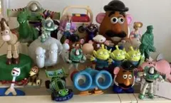 トイストーリー　ディズニー　ピクサー　フィギュア