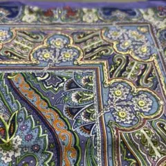 KENZO（ケンゾー） ペイズリーに華やかな金プリントのハンカチーフ　新品未使用