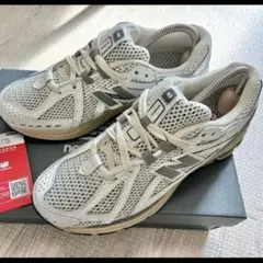 NEW BALANCE ニューバランス　M1906RP23.5㎝