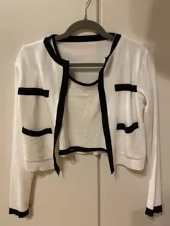 韓国購入　ショート丈カーディガン タンクトップニットセット