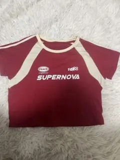 赤のクロップドTシャツ ミニ丈