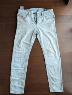 DIESEL　THOMMER-Ｔ W30のサムネイル