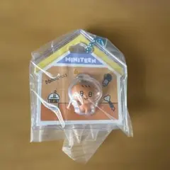 MINITEEN パッケージチャーム プギュリ BBOOGYULI キーホルダー - メルカリ