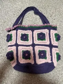 手作り 編み物 紫の花のバッグ