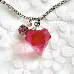 ちょっと小さい宝石のようなピンクと水晶　レジンネックレス　No.482