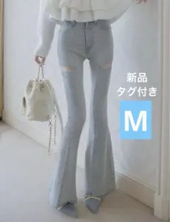 【新品】タグ付き　Darich ダーリッチ ドロップビジューフレアデニムパンツのサムネイル