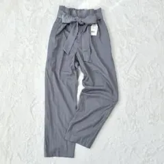 新品 未使用◆ローリーズファーム◆タックリボン テーパードパンツ/グレー
