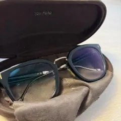 GIVENCHY GV 7058/S ユニセックスサングラス ブラック - メルカリ