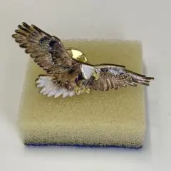 ワシ 鷲 ピンバッジ ラペルピン 可愛い