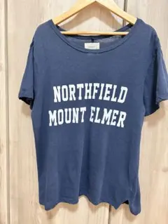 トゥデイフル　ロゴTシャツのサムネイル