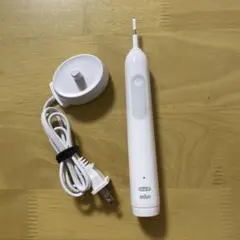 Oral-B Braun 電動歯ブラシ本体 充電器付き