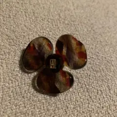 Alexandre de Paris ブローチ 花形