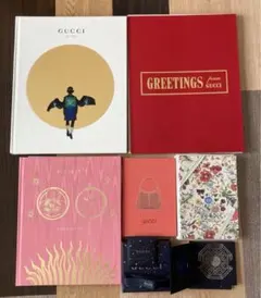 GUCCIグッチ　ノベリティ　クリスマスチャーム、カタログ、ラッピング　ノートのサムネイル