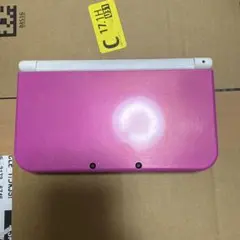 New Nintendo 3DS LL ピンク、レッド カセットのおまけ付き。