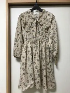 Emsexcite 花柄ワンピース 長袖