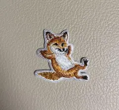 キツネ　アイロンワッペン1枚　(2番)
