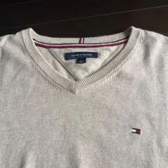 TOMMY HILFIGER ベージュ Vネックセーター M