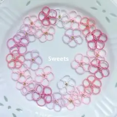 8014　ピンクの小花　水引パーツ　ラッピング飾り　花モチーフ