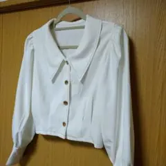 襟付きブラウス