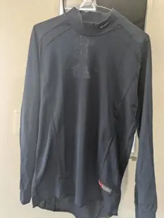 Nike ブラック 長袖 アンダーシャツ
