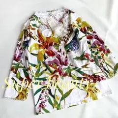 タグ付き　super beauty スーパービューティー　花柄　ニット　ビーズ