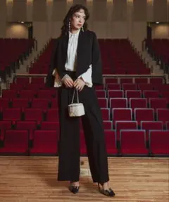 袖スリットショート丈デザインジャケット＋ワイドストレッチパンツセットアップスーツ