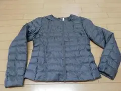 極美品★Mサイズ★ユニクロのダウンジャケット★グレーUNIQLO 軽量