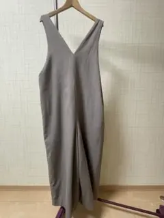 グレー Vネック ロングサロペット