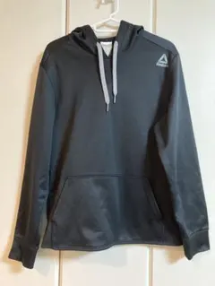 Reebok ブラック フード付きパーカー　メンズS