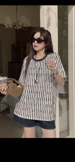 ストライプ柄 半袖Tシャツ　Lサイズ　新品未使用　シーイン　モノトーン