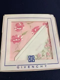 GIVENCHY 花柄 シルクハンカチのサムネイル